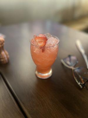 Sicilian strawberry lemonade