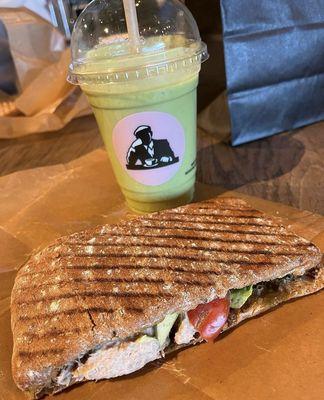 Tunacado Sandwich & JOEs Green Mile