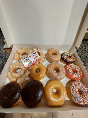 Yum Yum Donuts