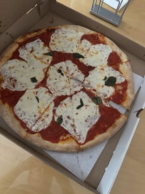 Margarita pizza