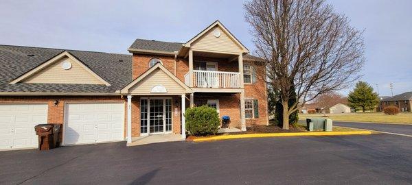 Oxford 3 bed 2 bath condo / Cash offer on day 1  !!