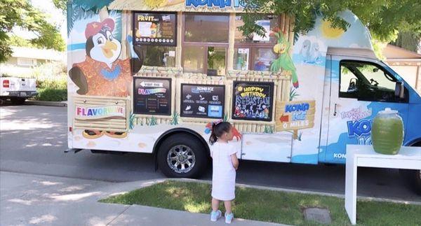 My daughters 3rd Birthday Parade was a hit having Kona Ice made my event extra special.