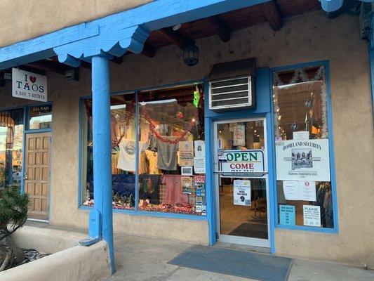 Oldest t-shirt shop in Taos