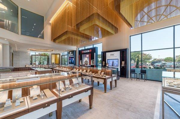 Shop designer watches and jewelry at Lee Michaels Fine Jewelry's newest location at The Alamo Quarry Market in San Antonio, Texas.