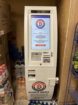 Convenience store and Bitcoin? Interesting !!!