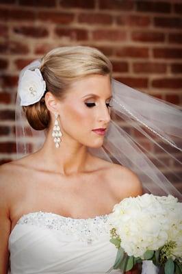 Classic bridal beauty look created by Antoinette for beautiful bride, Michelle.