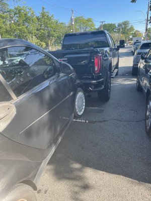 Towing in action ! Smart car