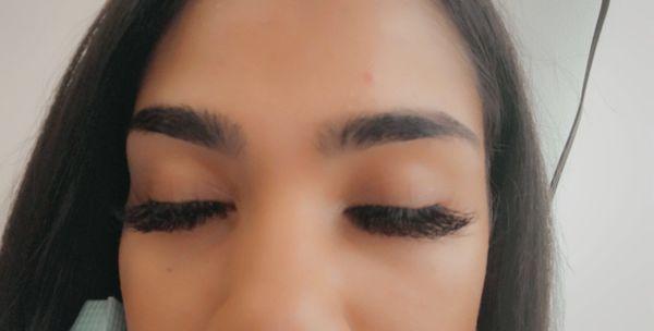 Volume lashes