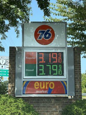 Prices - best looking gas sign I've seen!