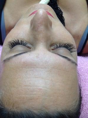 HONEYDipp's lashes are customized and designed  to enhance your natural beauty so your light can  shine through!