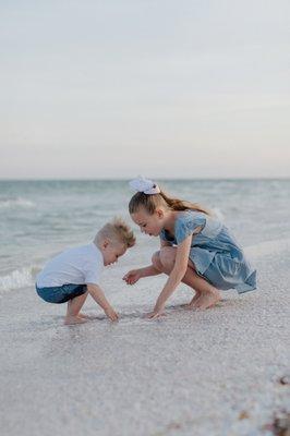 Family photography on Sanibel Island.