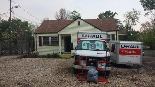 U-Haul Neighborhood Dealer