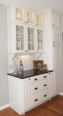 The Butler's Station quickly becomes the bar when entertaining. This was a "must have" for the client.