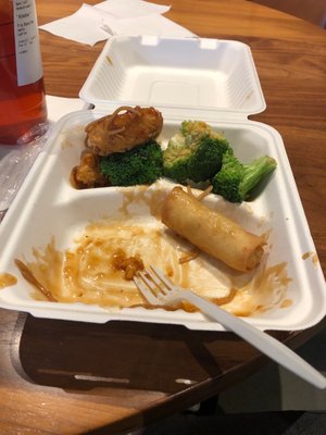 Egg roll broccoli and chicken