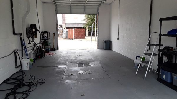 We've completely renovated the inside of this place.
Now, our work area is freshly painted and ready to service some cars!