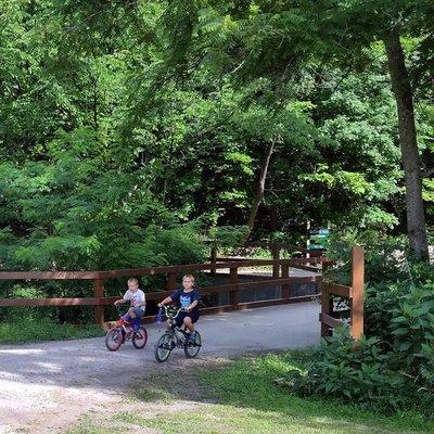 Bike, play volleyball, or go fishing! You'll never be bored at Pleasant Creek Campground.