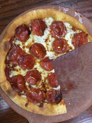 Personal pepperoni pizza delivered fast and hot!