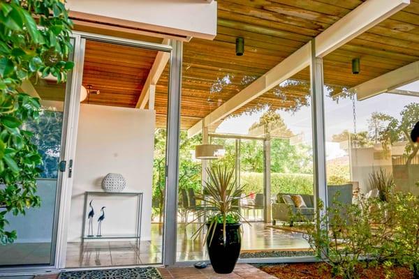 My Palo Alto Eichler listing sold in one week over the asking price!