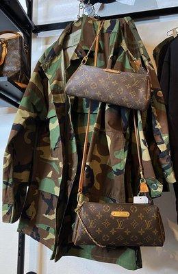 Army Jacket and authentic Pochette Louis Vuitton crossbody