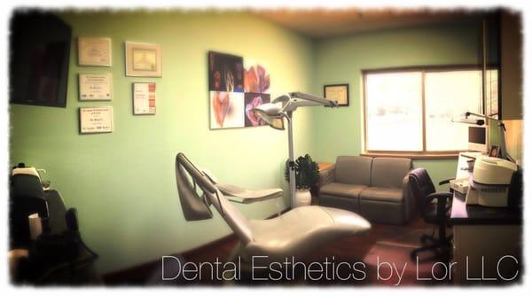 Dental Esthetics by Lor