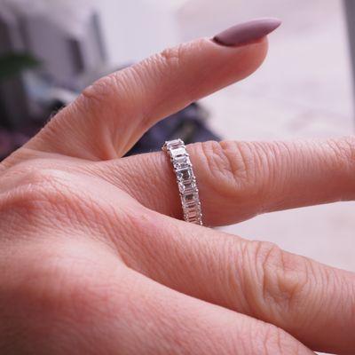 Diamond eternity band