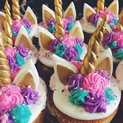 Unicorn cupcakes