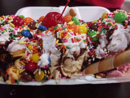 I had an amazing banana split withorth my kids on a beautiful Sunday afternoon walk through town.