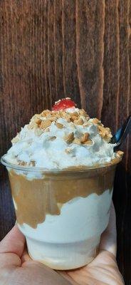 peanut butter sundae