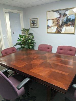 Plenty of conference room space as to meet your financial tax needs. Swing by get comfortable