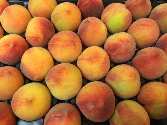 organic California yellow peaches