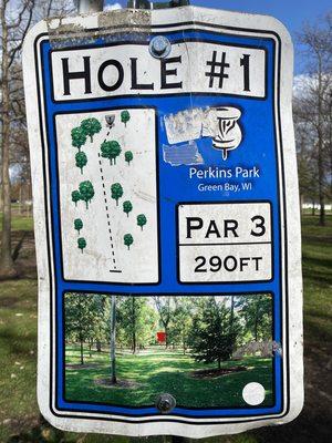 Disc golf course - hole 1