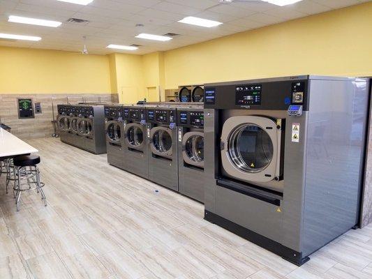 Many sizes of washers to choose from.