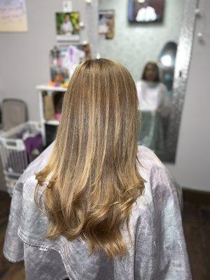 Root touchup and Blowdry