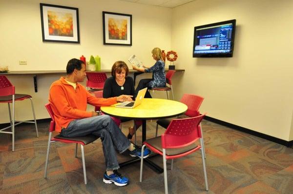 Virtual Office Space in DTC is available at Office Evolution Denver Tech Center.