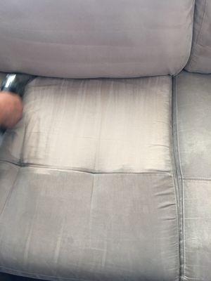 People thought the sofa was gray but tan