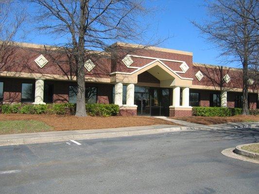 Arrowood Office Park 9635 Southern Pine Blvd. Charlotte, NC 28273