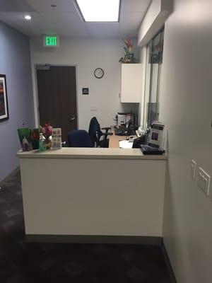 Front Desk/ Receptionist Desk