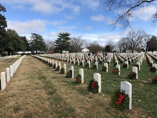 Wreaths Across America 2019