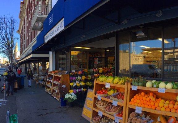 Lovely Market on Polk Street