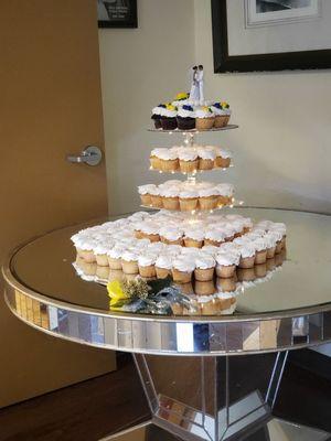 Wedding cupcakes