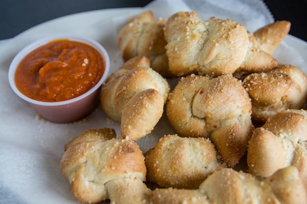 Garlic bread knots