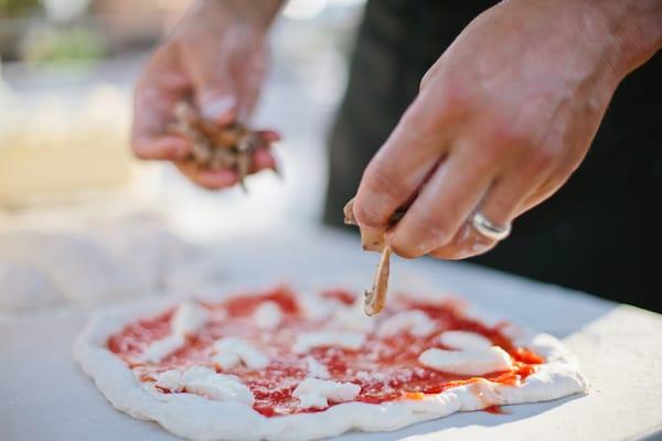 Dough made with flour imported from Italy, fresh mozzarella, organic basil, authentic tomato sauce... it's all fresh, it's all