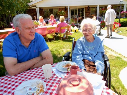 Clinton House Health and Rehab Center