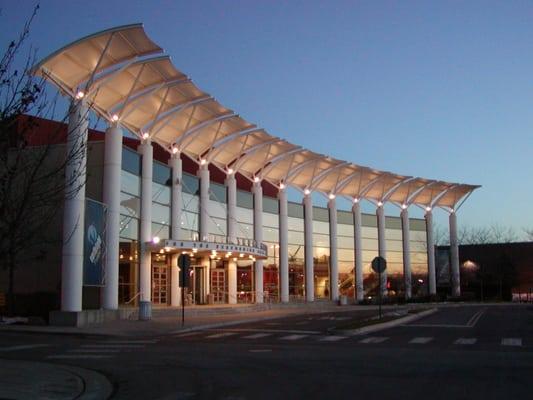 The North Shore Center for the Performing Arts, home of Northlight Theatre