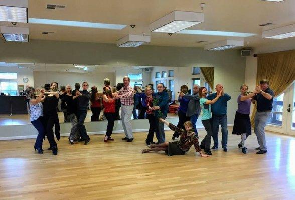 The daytime ballroom class!