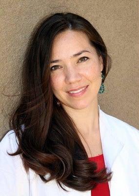 Our Acupuncturist, Kris Gonzalez, L.Ac.