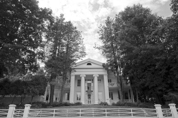 Built in 1836, the Fitch House is an eastern Connecticut landmark designed and built by Edwin Fitch.