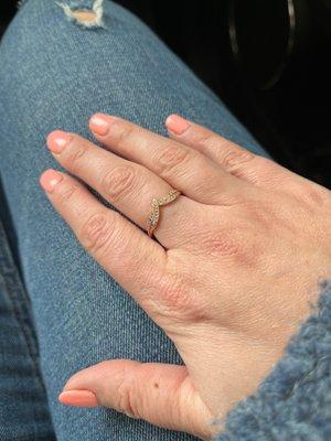 Pretty rose gold ring