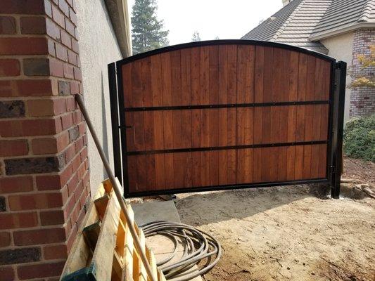 12' gate with clear redwood