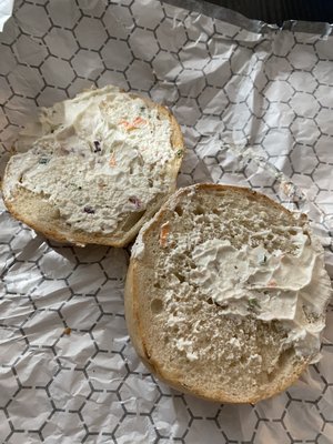 Plain bagel veggie cream cheese